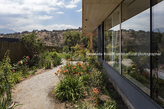 casa los mansos martin hurtado