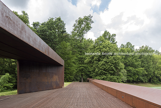 estadi d'atletisme tossols basil rcr arquitectes