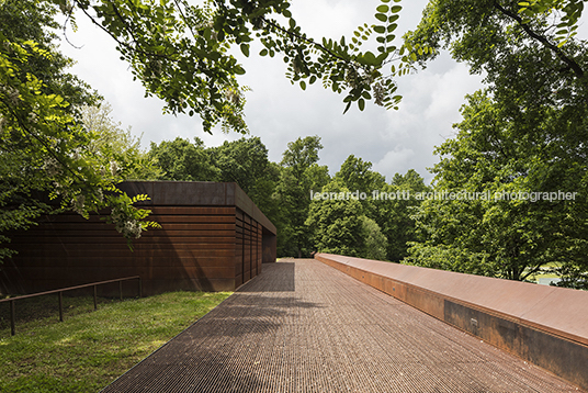 estadi d'atletisme tossols basil rcr arquitectes