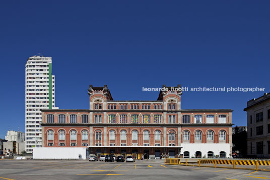 estação pinacoteca haron cohen