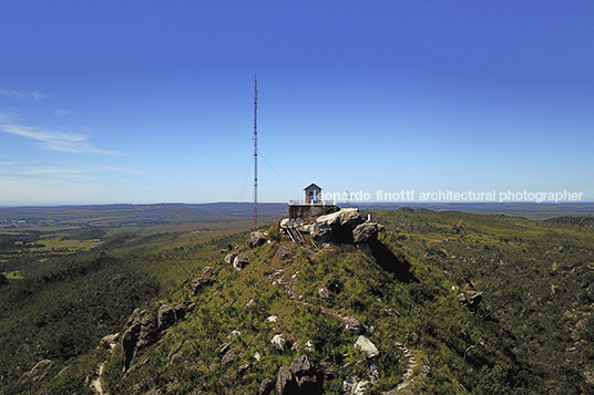 parque estadual pireneus anonymous