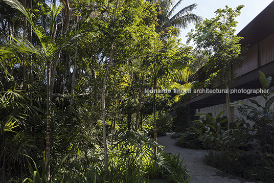 ubá jacobsen arquitetura