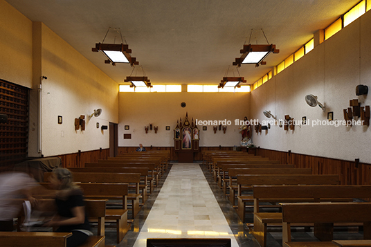 capilla del calvario luis barragan