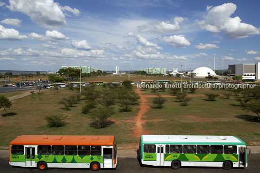 eixão bus station lucio costa