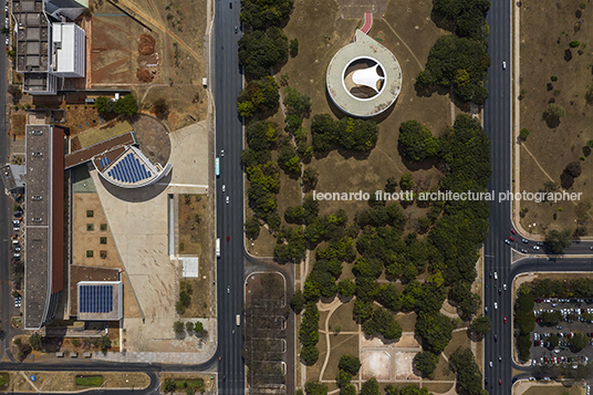 memorial dos povos indígenas oscar niemeyer