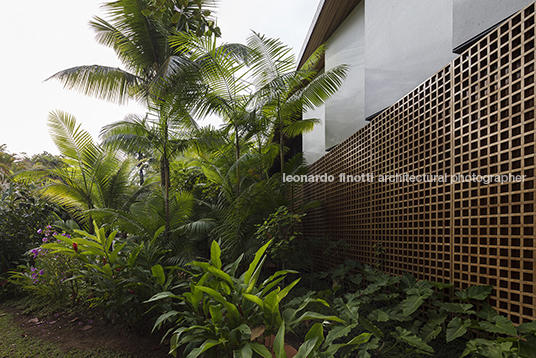 casa rma - iporanga bernardes arquitetura