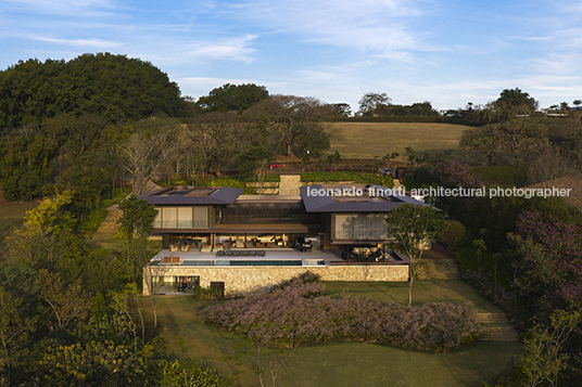 casa lr jacobsen arquitetura