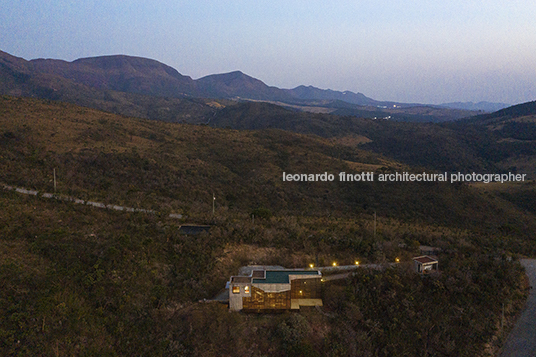 casa no cerrado vazio s/a