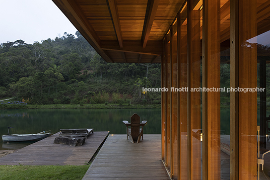 refugio bangalô jacobsen arquitetura