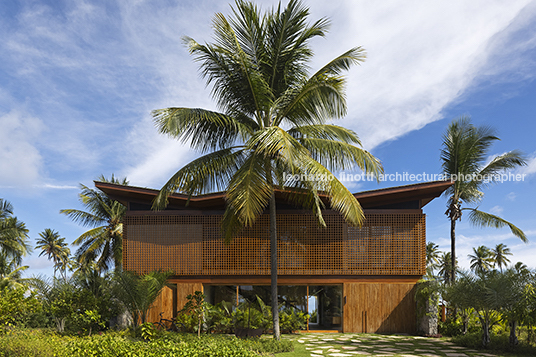 casa ml bernardes arquitetura