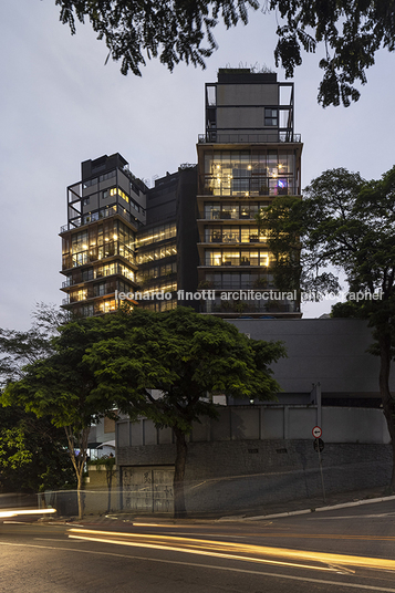 edifício harmonia 1250 triptyque