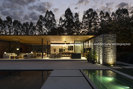 casa djb - fazenda boa vista jacobsen arquitetura