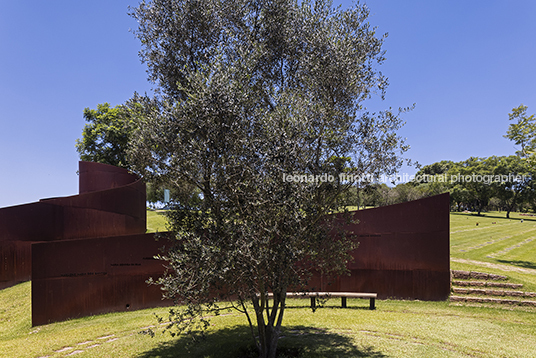 memorial parque das cerejeiras crisa santos