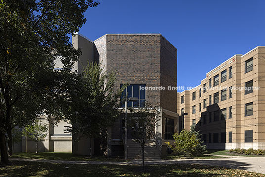 uic architecture and art building walter a. netsch