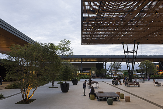 praça aeroporto flp ja8 arquitetura e paisagem