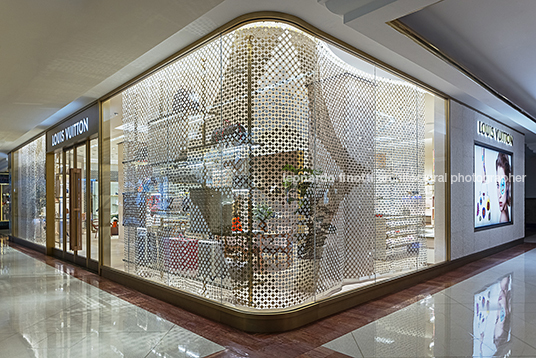 louis vuitton iguatemi 2023 