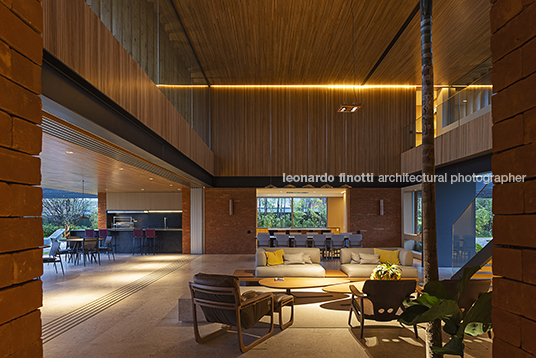 casa vetor - fazenda boa vista felipe caboclo arquitetura