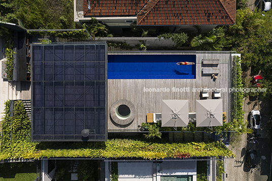 casa mmo bernardes arquitetura