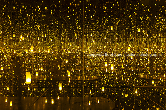 galeria yayoi kusama - inhotim mach arquitetos