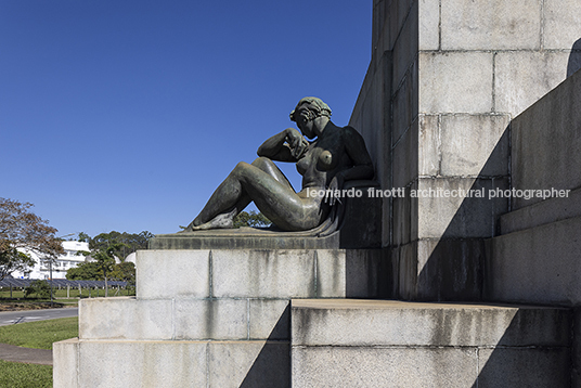 monumento a ramos de azevedo galileo emendabili