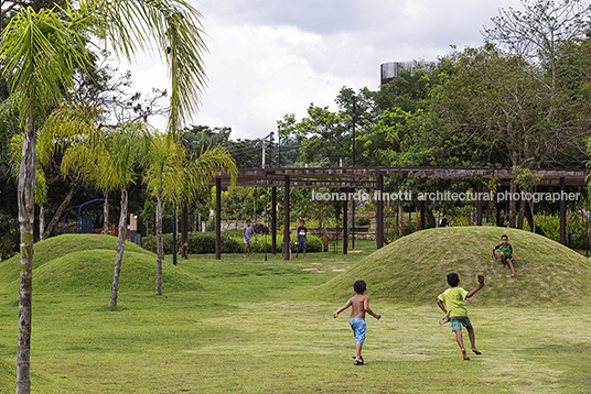 praça 25 de janeiro mach arquitetos