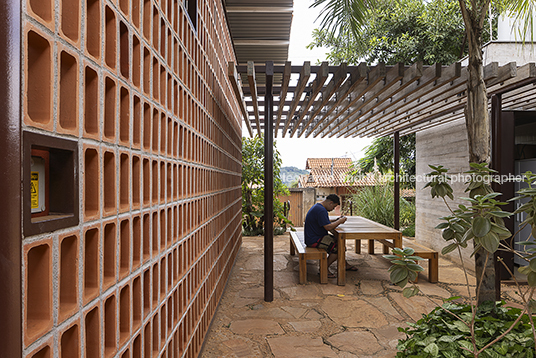 cozinha+loja comunitária mach arquitetos