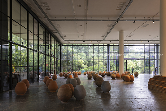 35ª bienal - coreografias do impossível vão arquitetura