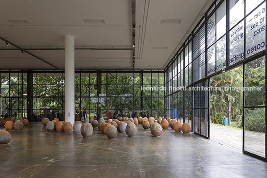 35ª bienal - coreografias do impossível vão arquitetura