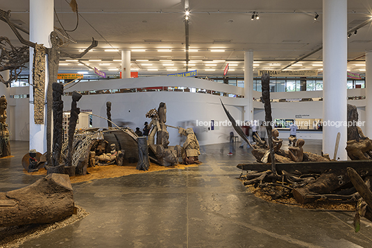 35ª bienal - coreografias do impossível vão arquitetura