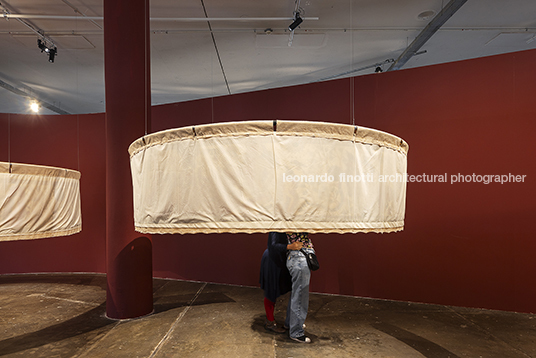 35ª bienal - coreografias do impossível vão arquitetura