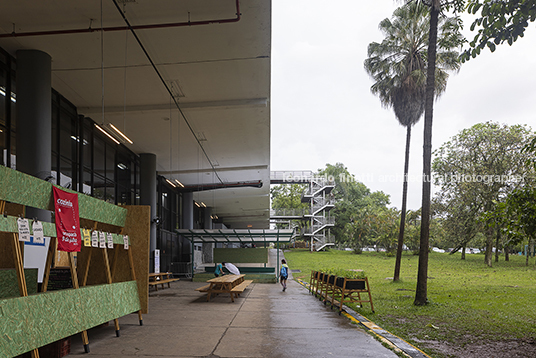 35ª bienal - coreografias do impossível vão arquitetura