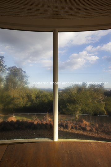 doug aitken: som da terra - inhotim doug aitken
