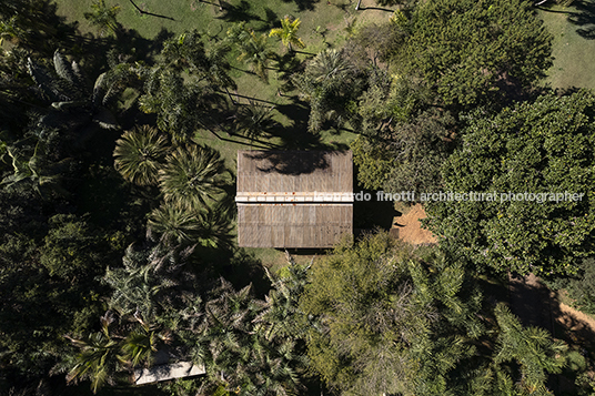 rirkrit tiravanija: palm pavilion - inhotim rirkrit tiravanija