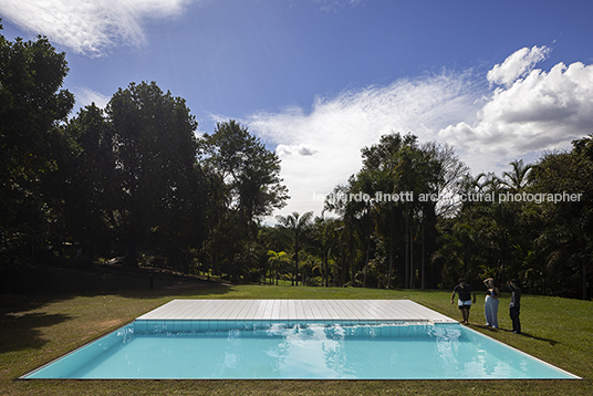 jorge macchi: piscina - inhotim jorge macchi