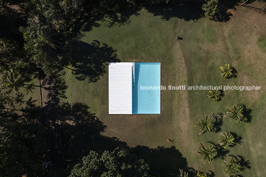 jorge macchi: piscina - inhotim jorge macchi