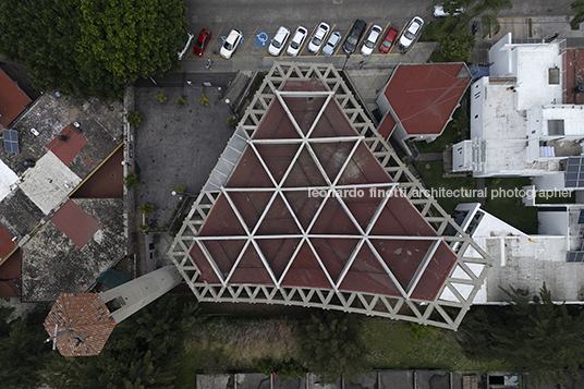 parroquia de la sangre de cristo salvador de alba martín