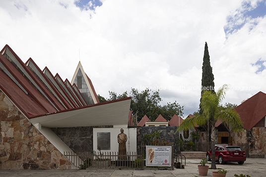 iglesia de nuestra señora del rosario max henonin hijar