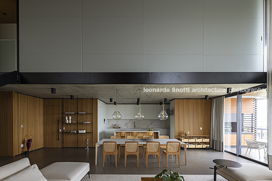 apartamento l&e jobim carlevaro arquitetos