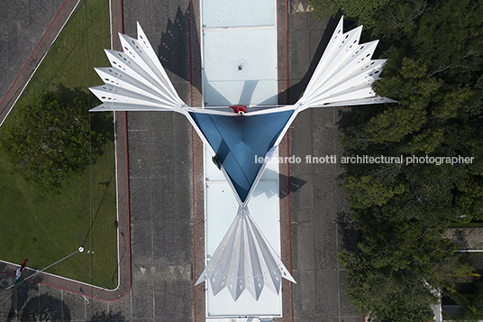 plaza de los abanicos felix candela