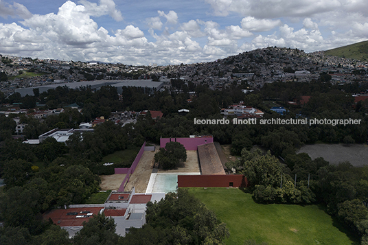 cuadra san cristóbal luis barragán