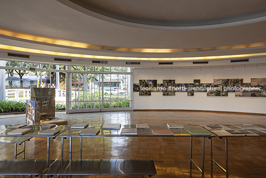 leonardo finotti trans:paisagem - casa do baile eder ribeiro