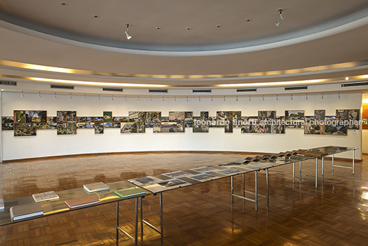 leonardo finotti trans:paisagem - casa do baile eder ribeiro