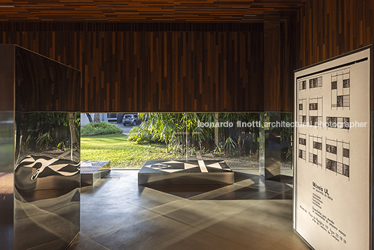 geraldo de barros: designer - dpot michelle jean de castro