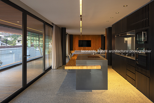 casa nave mareines arquitetura