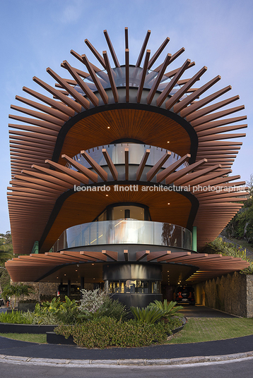 casa nave mareines arquitetura