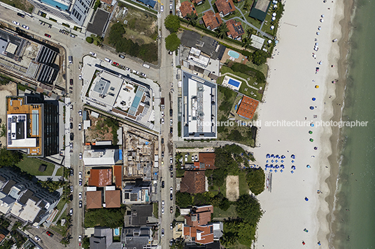 edifício pátio jurerê ark7 arquitetos