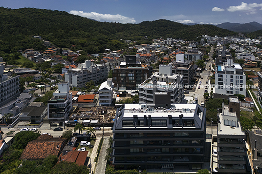edifício pátio jurerê ark7 arquitetos