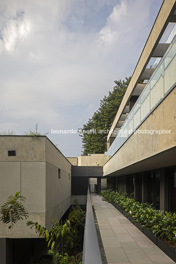 edifício varandas assis chateaubriand ark7 arquitetos