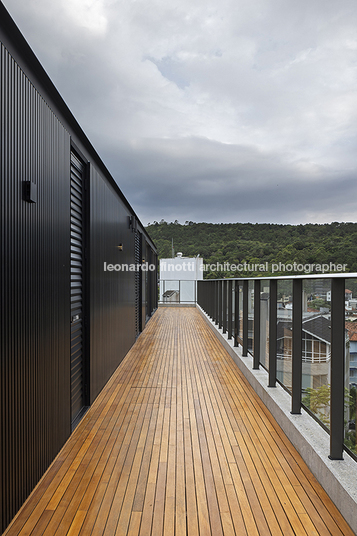 edifício pátio jurerê ark7 arquitetos