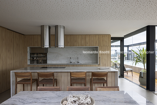 edifício pátio jurerê ark7 arquitetos